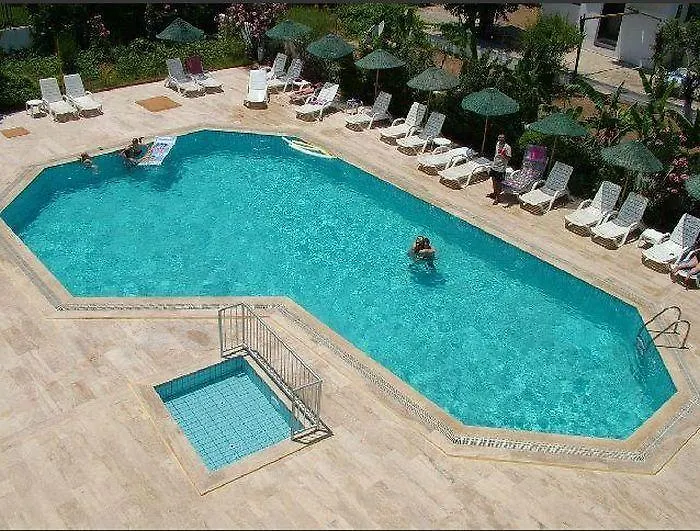 Apartments Ince İçmeler 2*,